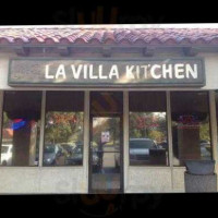 La Villa Kitchen outside