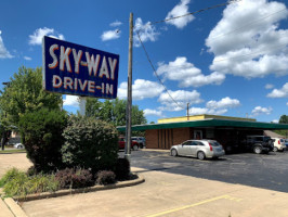 Skyway Drive In outside