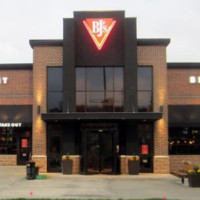 Bj's Brewhouse outside