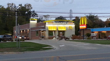 Mcdonald's outside