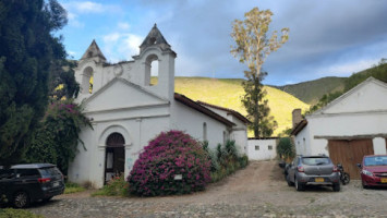 Hacienda Piman outside