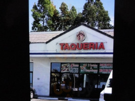 Taqueria Las Comadres outside