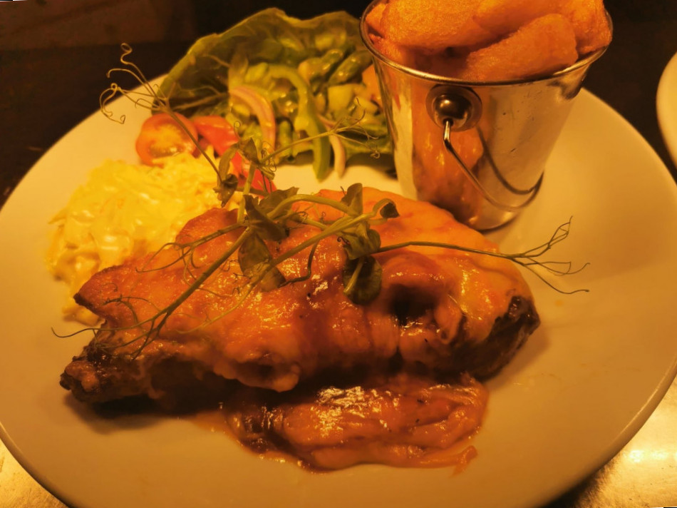 restaurant image