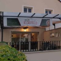 Il Castello Pizzas food