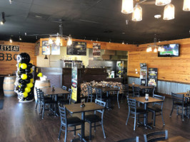 Dickey's Barbecue Pit food