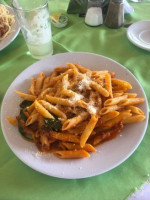 Crispino Pizza y Pasta food