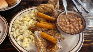 Red Chimney Pit -b-q food