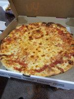 Donahue's Pizza food