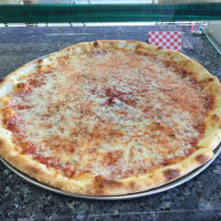 Vinnie's Pizzeria food