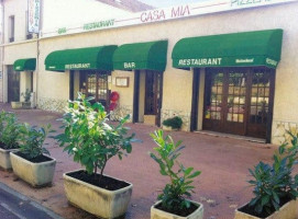 Casa Mia outside