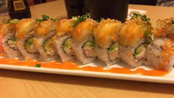 Sushi Avenue food