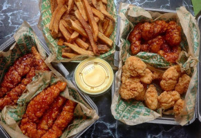 Wingstop food