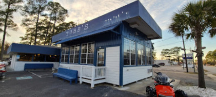 Tubb's Shrimp Fish Co outside