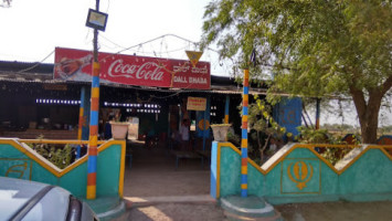 Dall Dhaba outside