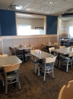 Culver's inside