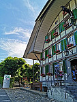 Gasthof Zum Roessli outside