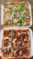 Ledo Pizza food