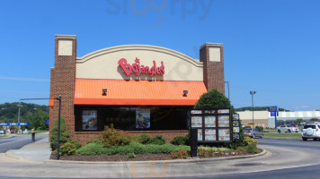 Bojangles' outside