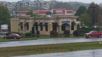 Zaxby's Restaurant outside