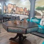 Gilly Soleilmont (m) Inside