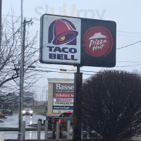 Taco Bell outside