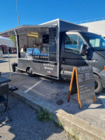 Au Sain Bowl Food Truck inside