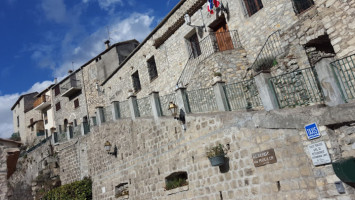 Auberge Du Moulin food