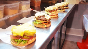 L'atelier Du Burger food