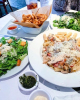 Romano's Macaroni Grill food