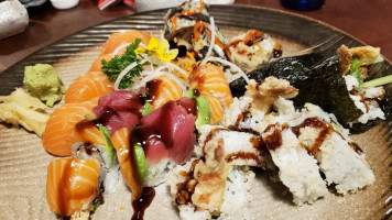 Modu Sushi food