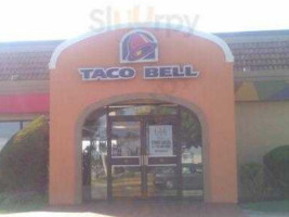 Taco Bell outside