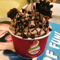 Menchie's Frozen Yogurt food