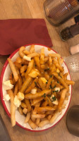 La Poutinerie food