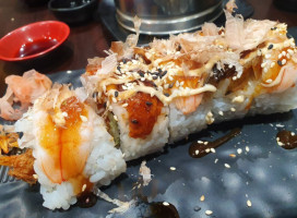 Mamie Sushi food