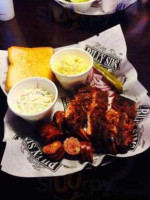 Billy Sims Barbecue food