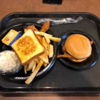 Zaxby's Of Fort Oglethorpe inside