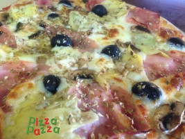 Pizza Pazza food