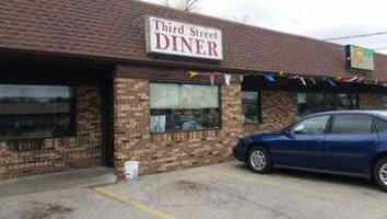 Third Street Diner outside