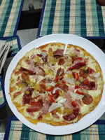 Pizzas El Abuelo food