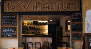 le Vinarium food