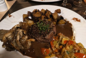 Le Broceliande food