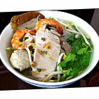 Pho V Ta food