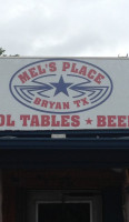 Mel's Place food