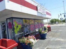 Old Benson Ice Cream Stop outside