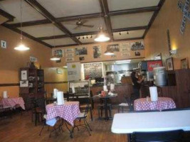 Iron Horse Bbq inside