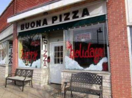 Buona Pizza outside