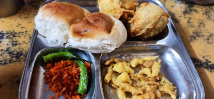 Sattu Vadapav Centre, Karjat. food