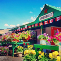 Horstings Farm Market inside