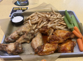 Buffalo Wild Wings food