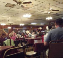 Bo's Steakhouse And Seafood Buffet outside